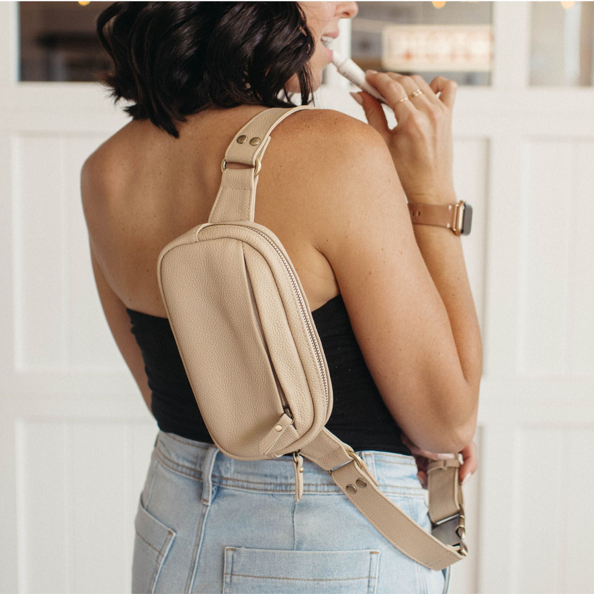 The Crossbody Strap