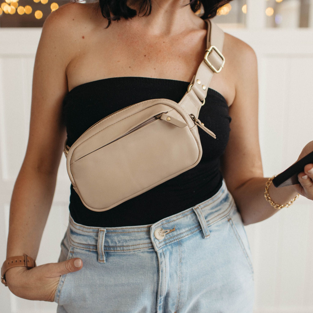 The Crossbody Strap